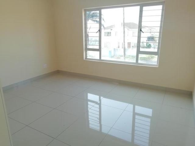 Apartment for rent in Seaview, Kwazulu-natal