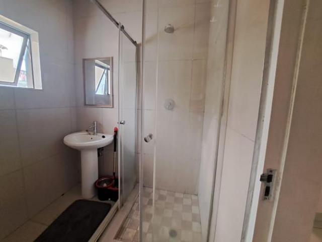 Apartment for rent in Verulam, eThekwini Metropolitan Municipality