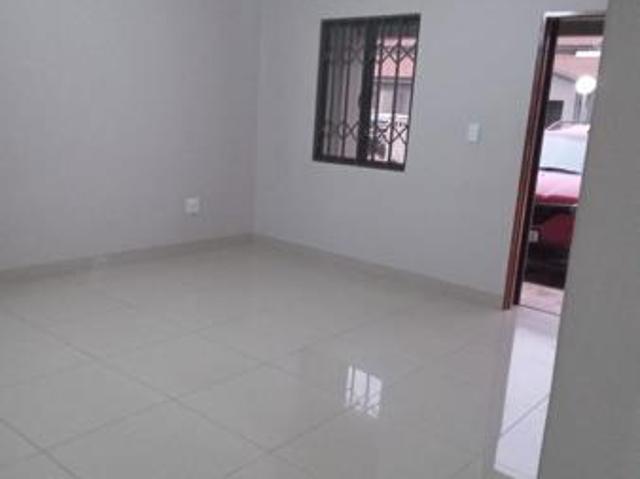 Apartment for rent in Seaview, Kwazulu-natal