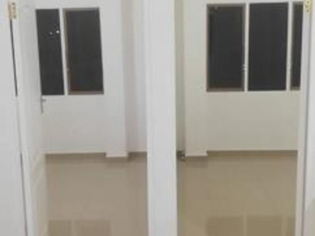 Apartment for rent in Seaview, Kwazulu-natal