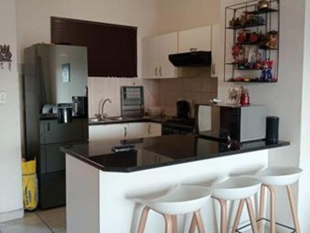 Apartment for rent in Seaview, Kwazulu-natal