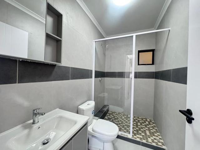 Apartment for rent in Seaview, Kwazulu-natal