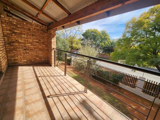 Apartment for sale in Frances Baard, Northern Cape
