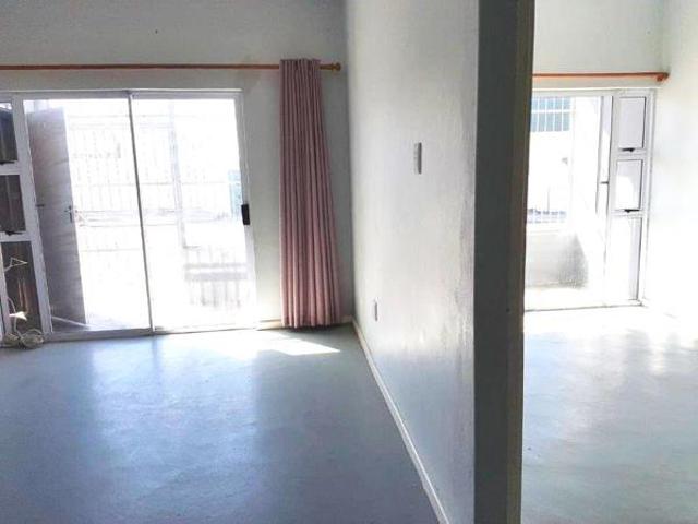 Apartment for rent in Nelson Mandela Bay Ward 18, Nelson Mandela Bay Metropolitan Municipality