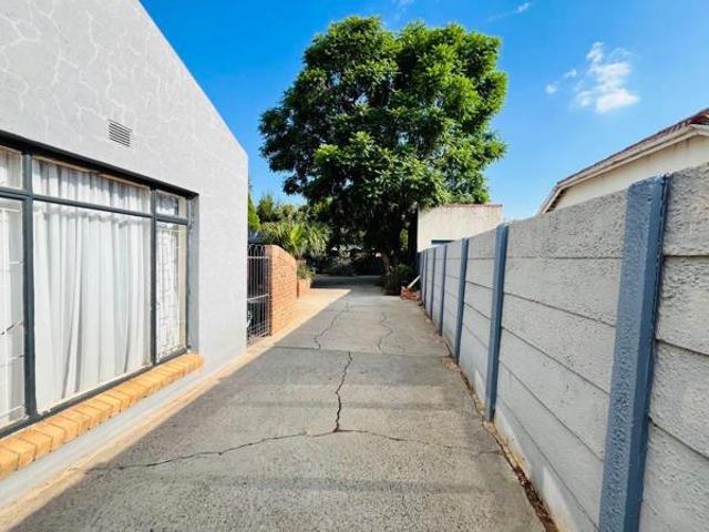 Apartment for rent in Lejweleputswa, Free State