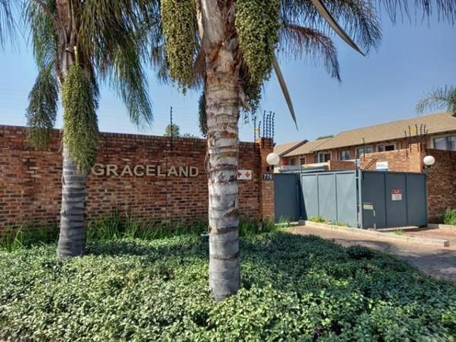 Apartment for rent in Waterkloof, Gauteng