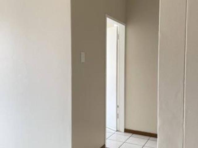 Apartment for rent in Waterkloof, Gauteng