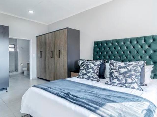 Apartment for rent in Waterkloof, Gauteng