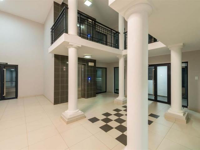 Apartment for sale in Johannesburg, North & Sandton