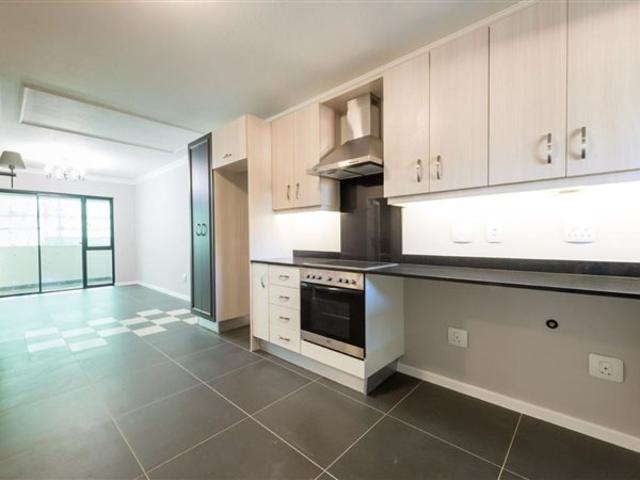 Apartment for sale in Vosloorus, Gauteng