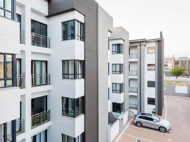 Apartment for sale in Vosloorus, Gauteng