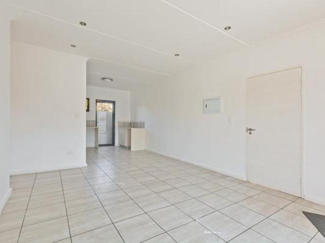 Apartment for rent in Vosloorus, Gauteng