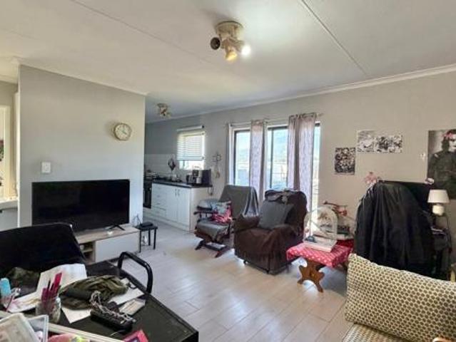 Apartment for sale in Cape Town, Western Cape