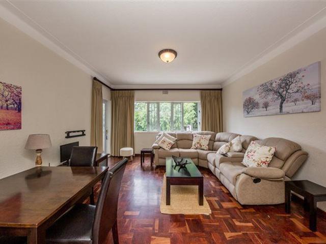 Apartment for rent in Rondebosch, Cape Town