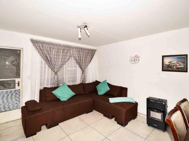 Apartment for sale in Westonaria, Gauteng