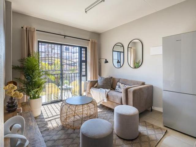 Apartment for rent in Waterkloof, Gauteng