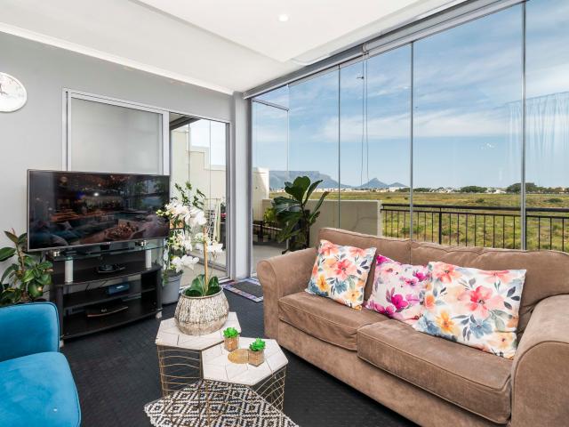 Apartment for sale in Milnerton, Western Cape
