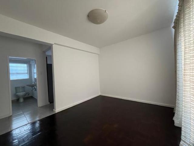 Apartment for sale in Cape Town, Western Cape