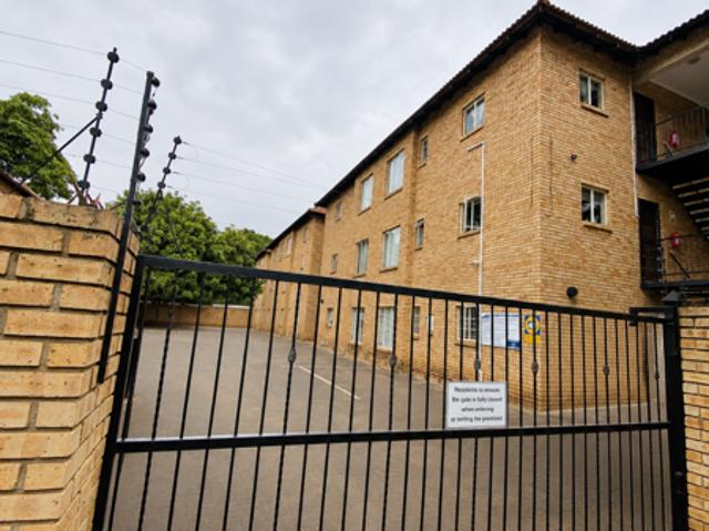 Apartment for sale in Tlhabane, North West
