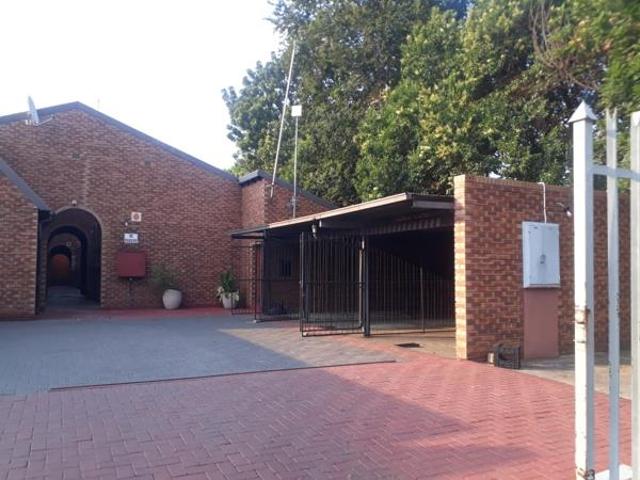 Apartment for sale in Tlhabane, North West