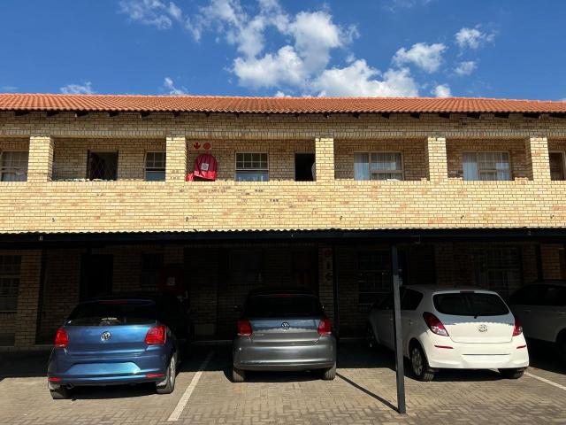 Apartment for sale in Tlhabane, North West