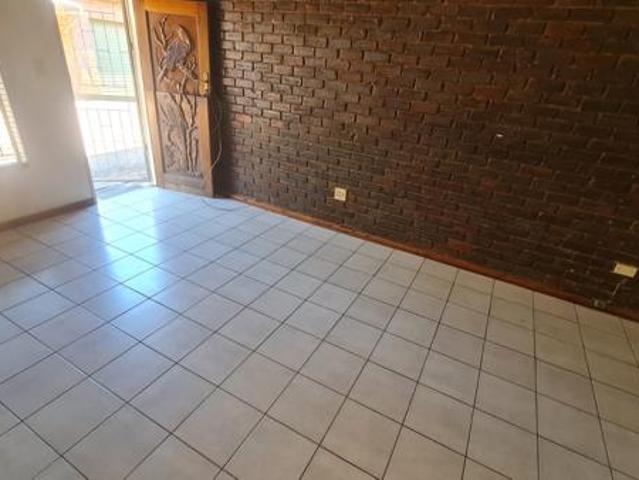 Apartment for sale in Tlhabane, North West
