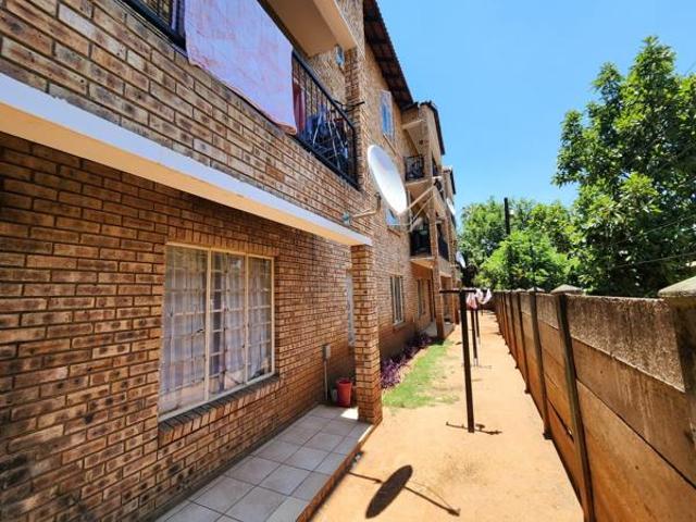 Apartment for sale in Tlhabane, North West