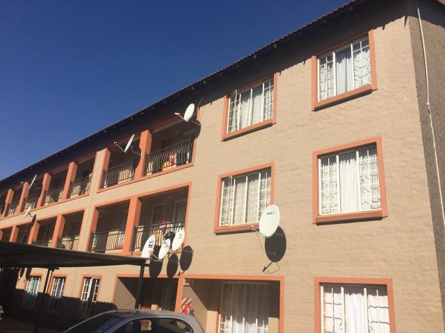 Apartment for sale in Tlhabane, North West