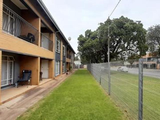 Apartment for rent in Jansenpark, City of Ekurhuleni Metropolitan Municipality