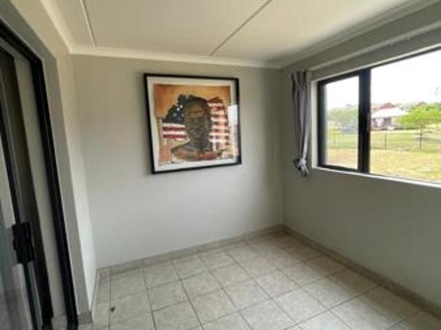 Apartment for sale in Vosloorus, Gauteng