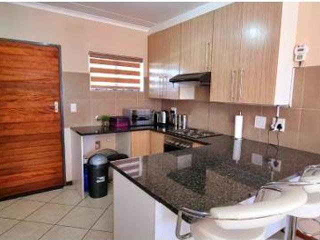 Apartment for sale in Vosloorus, Gauteng