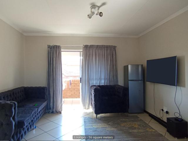 Apartment for sale in Vosloorus, Gauteng
