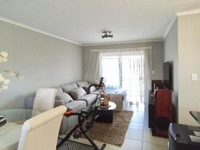 Apartment for sale in Vosloorus, Gauteng