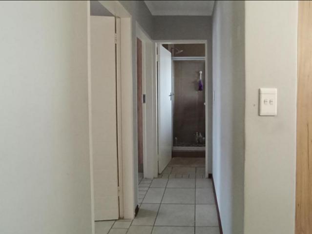 Apartment for sale in Vosloorus, Gauteng
