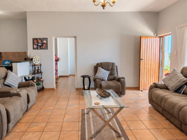 Apartment for sale in Margate, Hibiscus Coast Local Municipality
