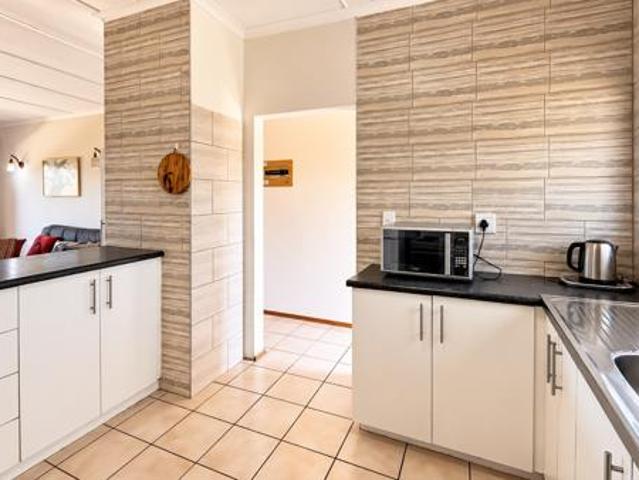 Apartment for rent in Margate, Hibiscus Coast Local Municipality