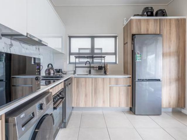 Apartment for sale in Cape Town, Western Cape