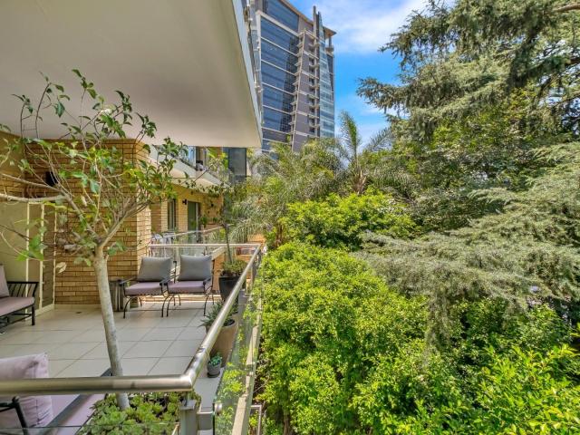 Apartment for sale in Alexandra, Gauteng