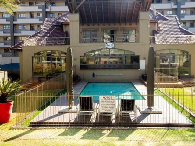 Apartment for rent in Johannesburg Ward 103, Sandton
