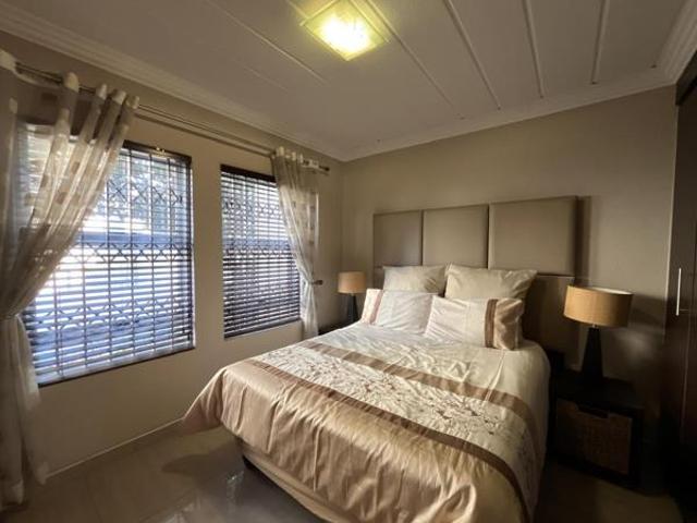 Apartment for sale in Oranjeville, Free State
