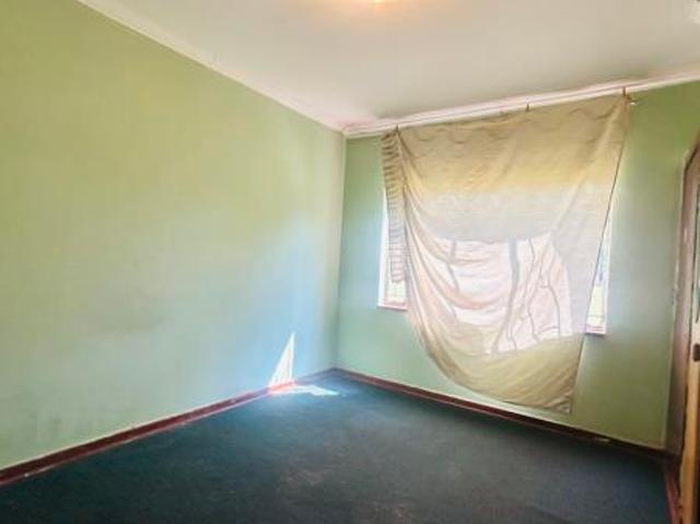 Apartment for sale in Oranjeville, Free State
