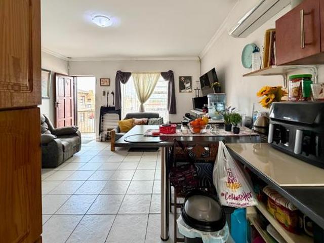 Apartment for sale in Nelson Mandela Bay Ward 18, Nelson Mandela Bay Metropolitan Municipality
