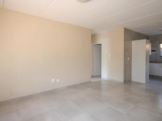 Apartment for rent in North West