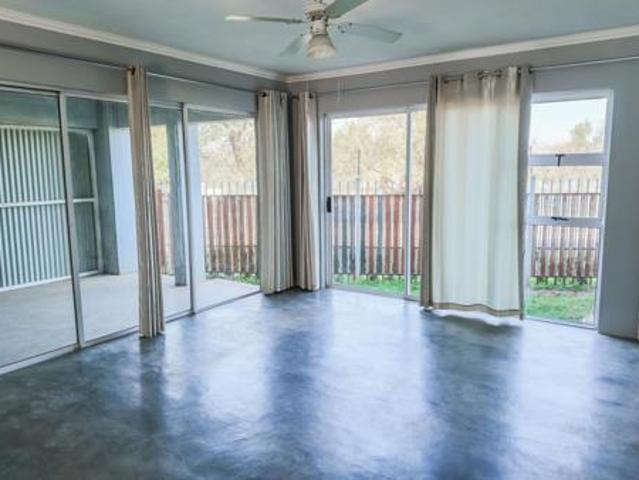 Apartment for rent in North West