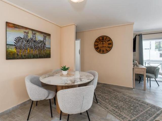 Apartment for sale in Cape Town, Western Cape