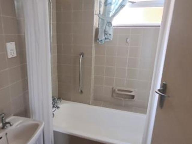 Apartment for sale in Scottburgh, uMdoni Local Municipality