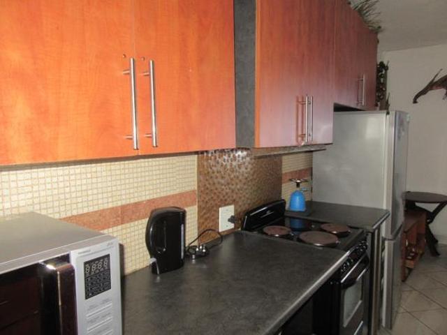 Apartment for sale in Scottburgh, uMdoni Local Municipality