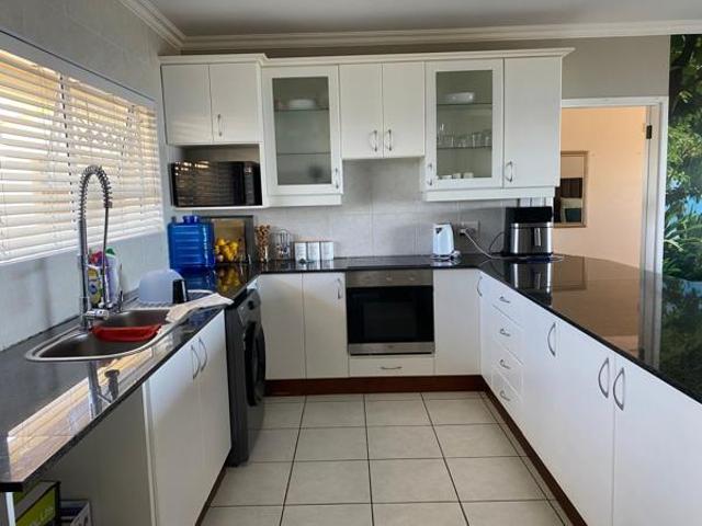 Apartment for sale in Ugu District Municipality, Kwazulu-natal