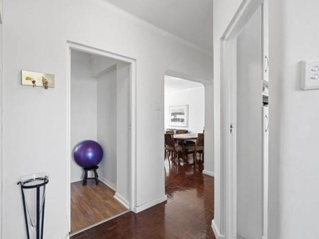 Apartment for sale in Cape Town, Western Cape