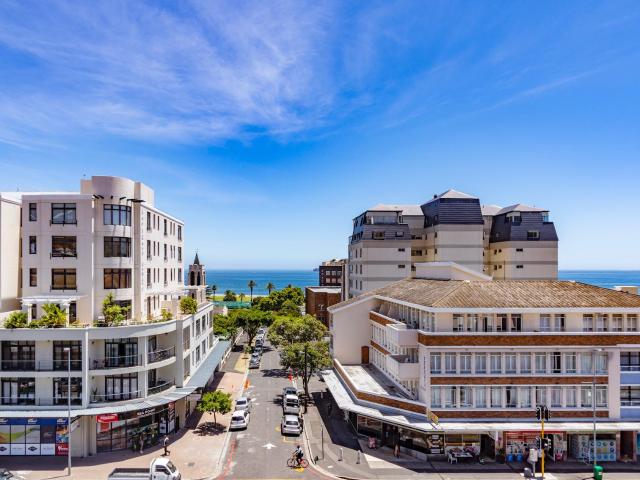 Apartment for rent in Sea Point, Cape Town